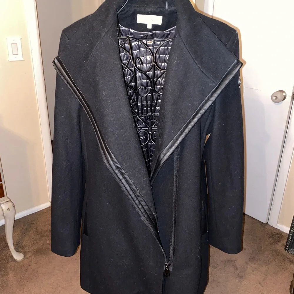 Calvin Klein Asymmetric wool coat - Picture 6 of 11